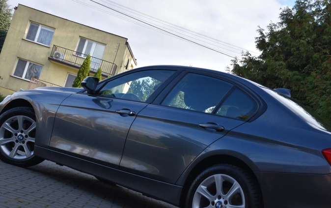 BMW Seria 3 cena 39999 przebieg: 224082, rok produkcji 2012 z Pakość małe 781